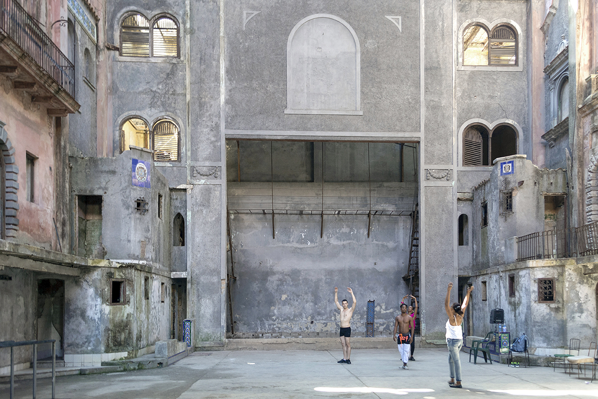 EXIT. Atlas de los cines habaneros